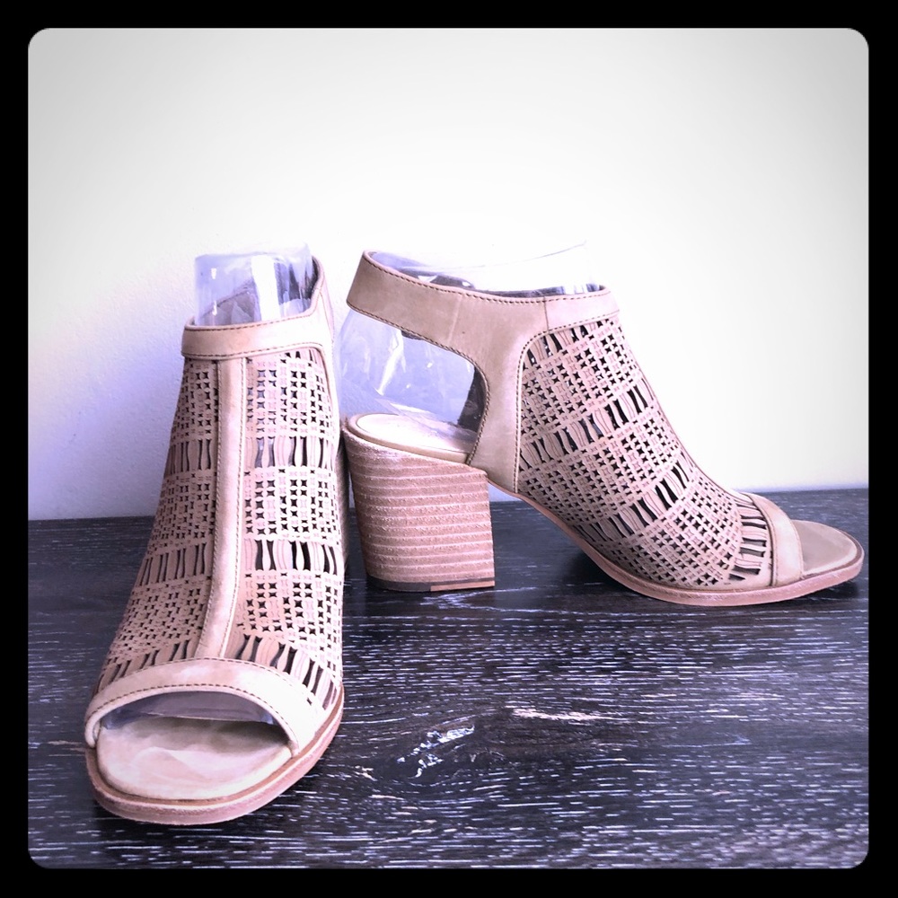 Vince Camuto Keannie Goldi nubuck sandals.